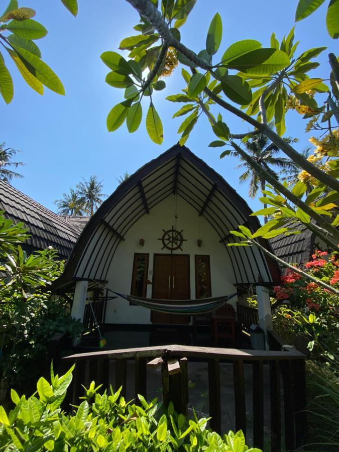 Mustika Ocean Lodge Νησιά Γκίλι Εξωτερικό φωτογραφία